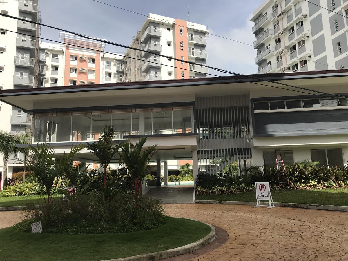 Mivesa Garden Residences By Cec Cebu Esterno foto